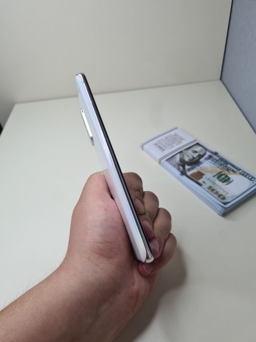 Samsung Galaxy S20 ideal 12/128gb