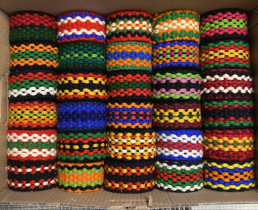 Ръчно изработени вълнени колани за народни носии