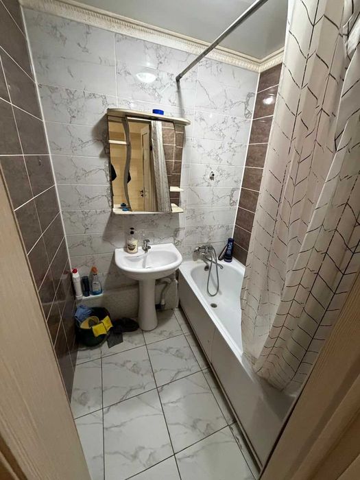 Продам 2 ком район Черемушки