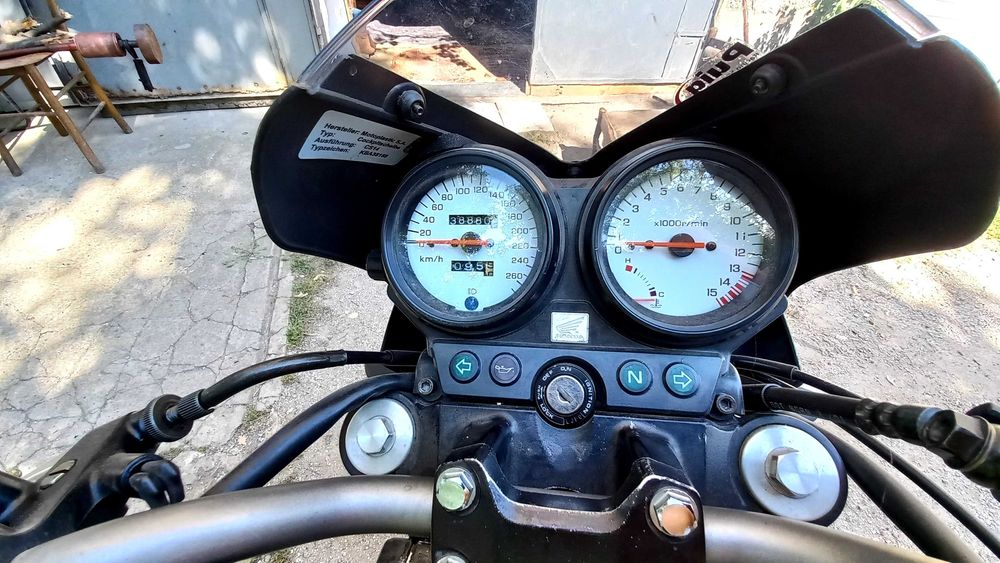 Мотоциклет Honda Hornet 600 cc