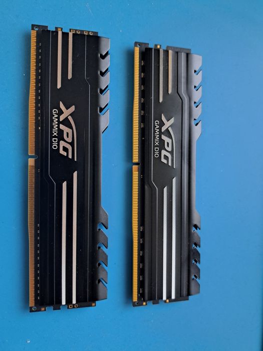 RAM памет ADATA 16GB (2x8GB) DDR4 3200MHz – Като нова