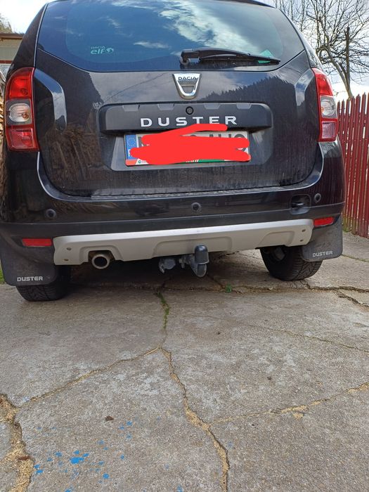 Vând Dacia Duster