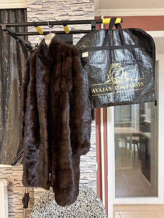 Продам норковую шубу