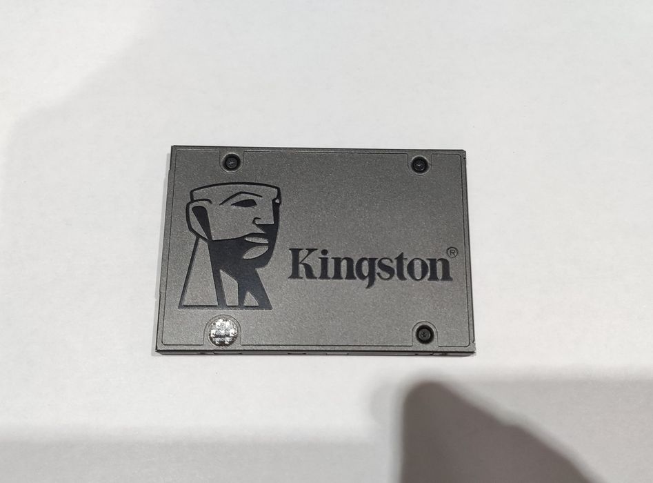 SATA SSD Kingston 240gb