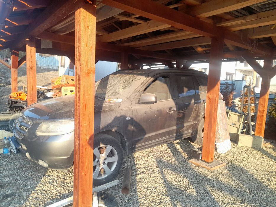 Schimb 2 mașini santa fe jeep 4x4 și opel meriva