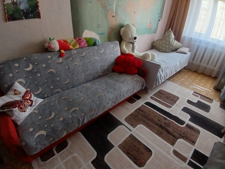 Отдам даром диван и кровать
