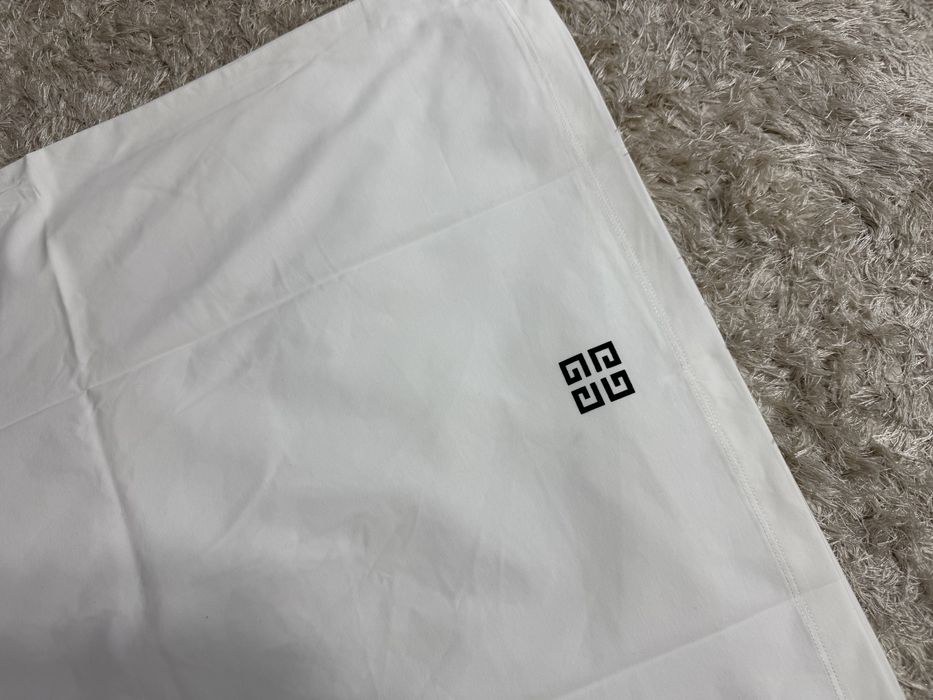 Tricou Givenchy bumbac 100% colectie noua