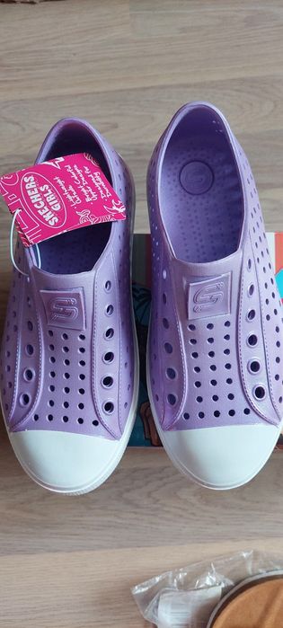 Skechers и Enrico Coveri летни сандали и балеринки естествена кожа 34 номер