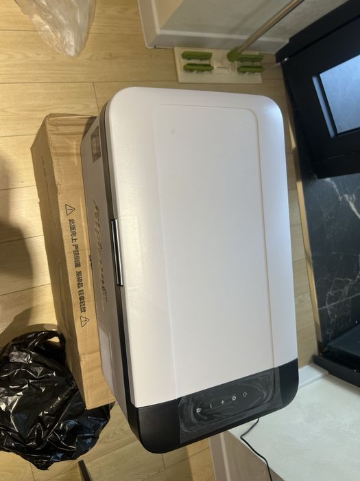 avto xolodilnik avto muzlatkich  20 litr