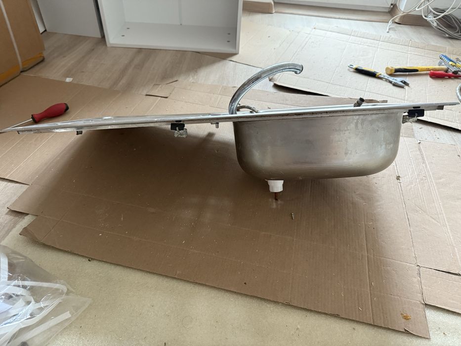 Мивка с отцедник