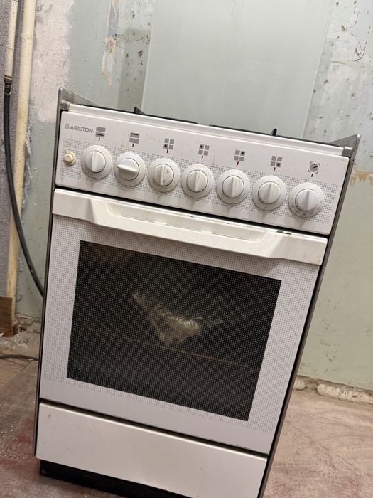 Газовая плита ariston