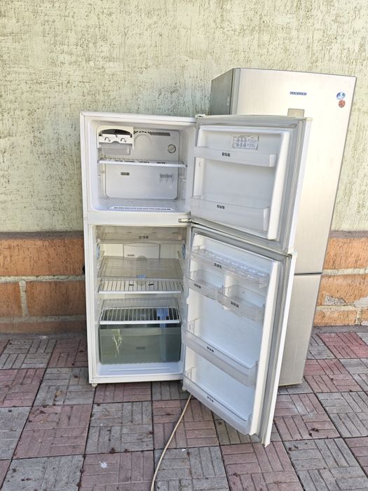 Холодильник хороший с гарантией