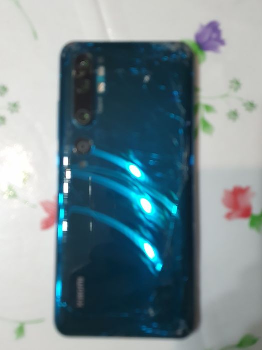 Смартфон MI Note 10. 6/128гб
