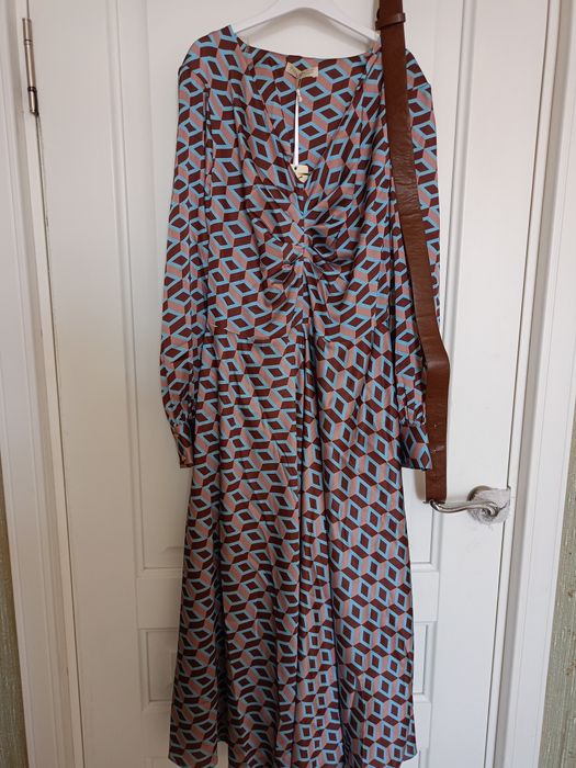 Распродажа платьев