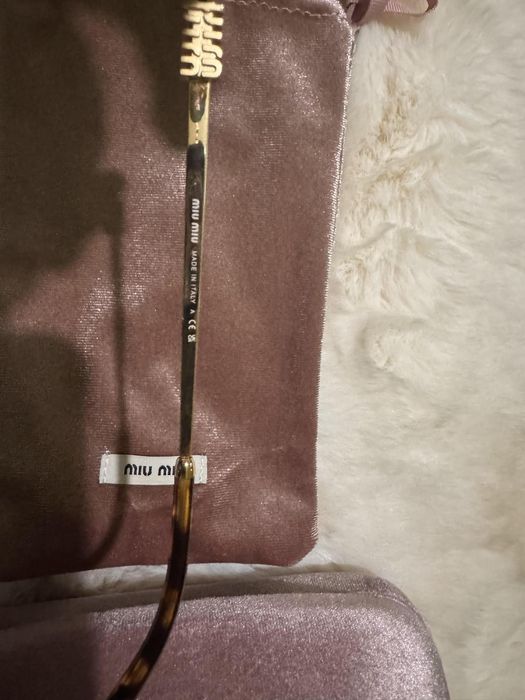 Дамски слънчеви  очила Miu miu