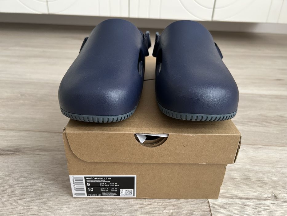 Продам сабо nike (сланцы, сандали) цвет синий.