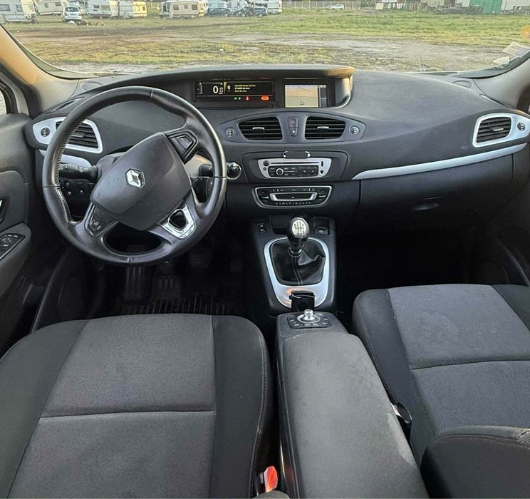 Renault scenic 7 locuri