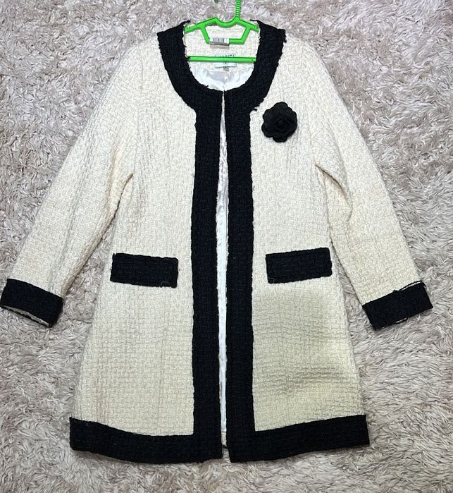 Женское пальто, б/у.