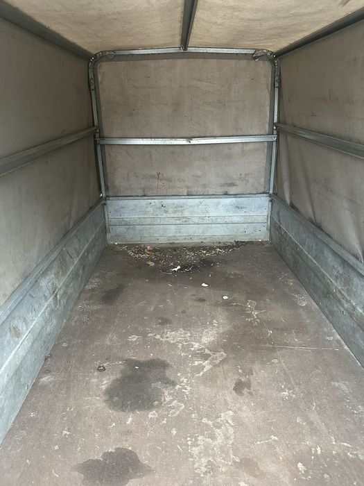 Vand Remorcuta Repo basculabila