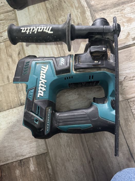 De vanzare Scule Makita