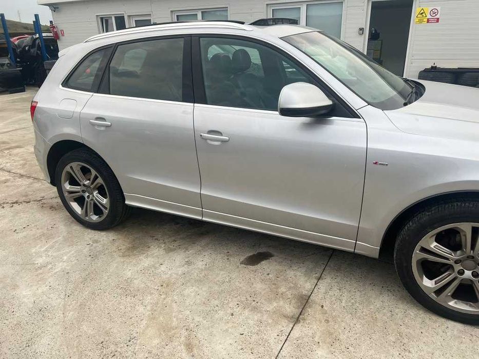 Componente / Accesorii Audi Q5 4X4 S-Line Led Quattro 2.0 dCi Manual