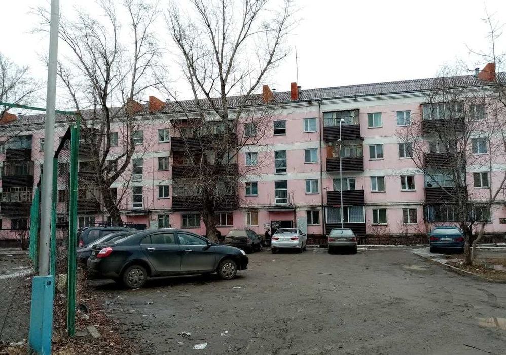 2 комнатная в районе 16 школы