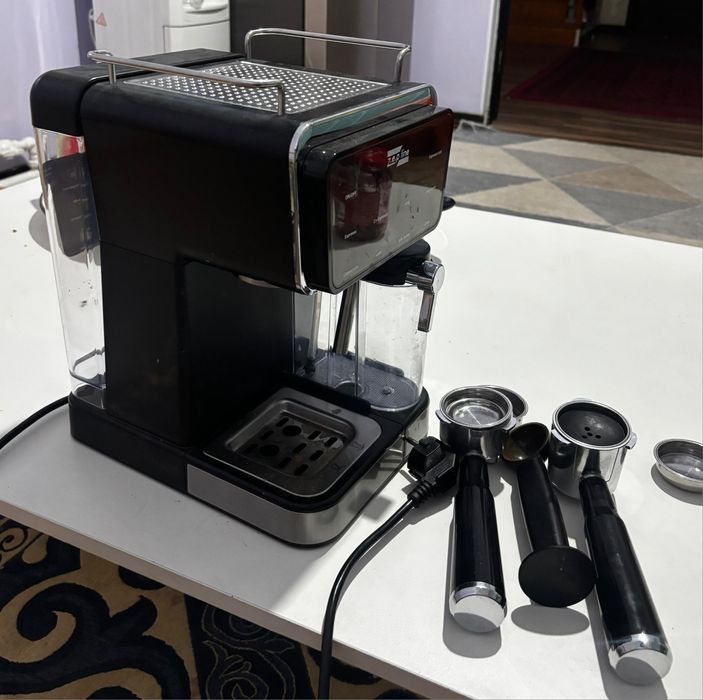 "Кофемашина Zeplin, отличное состояние"