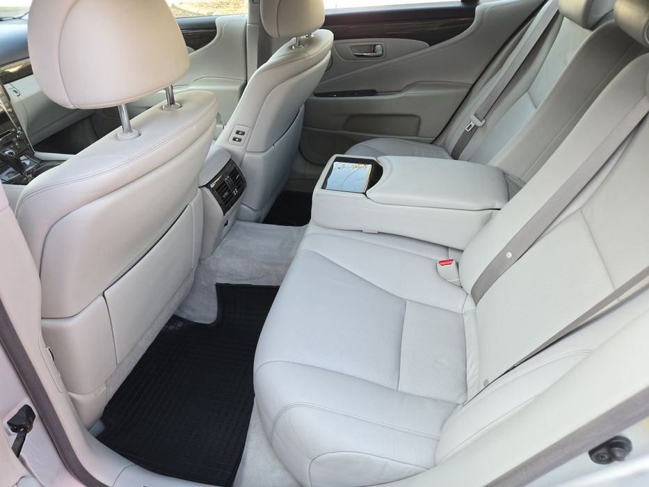 Lexus LS 600h Prezident Hybrid Stare Ireprosabila Propietar Variante