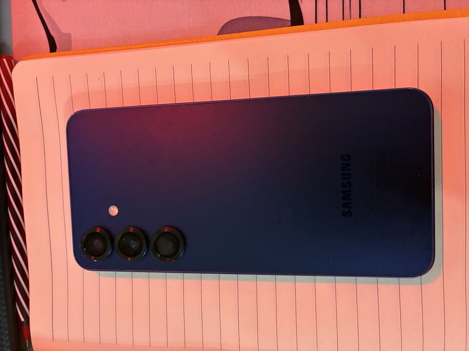 Продам свой SamsGalaxy S25