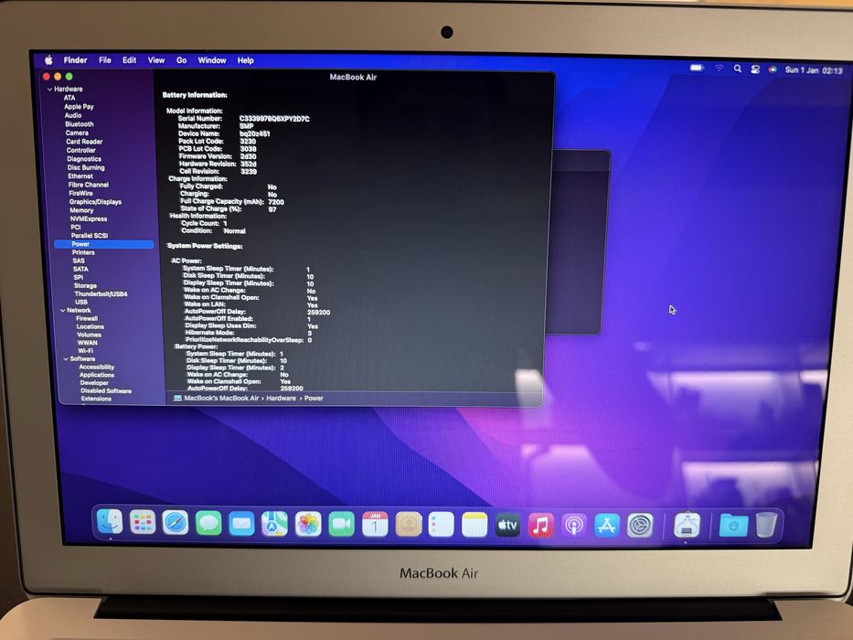 MacBookAir A1466 | i5 | 4 GB Ram | SSD 128 | Baterie Noua |Mouse CADOU