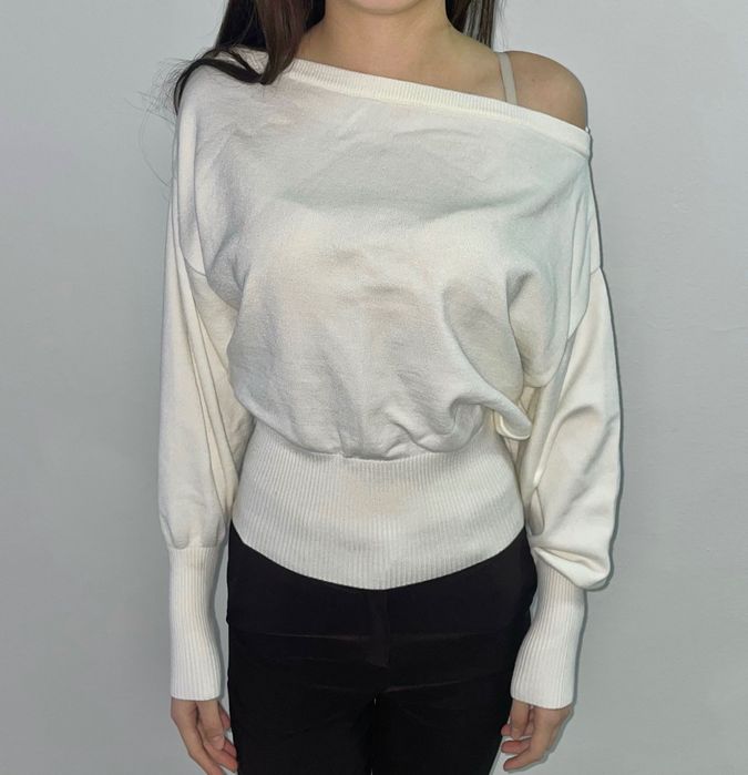 Свитер женский приталенный