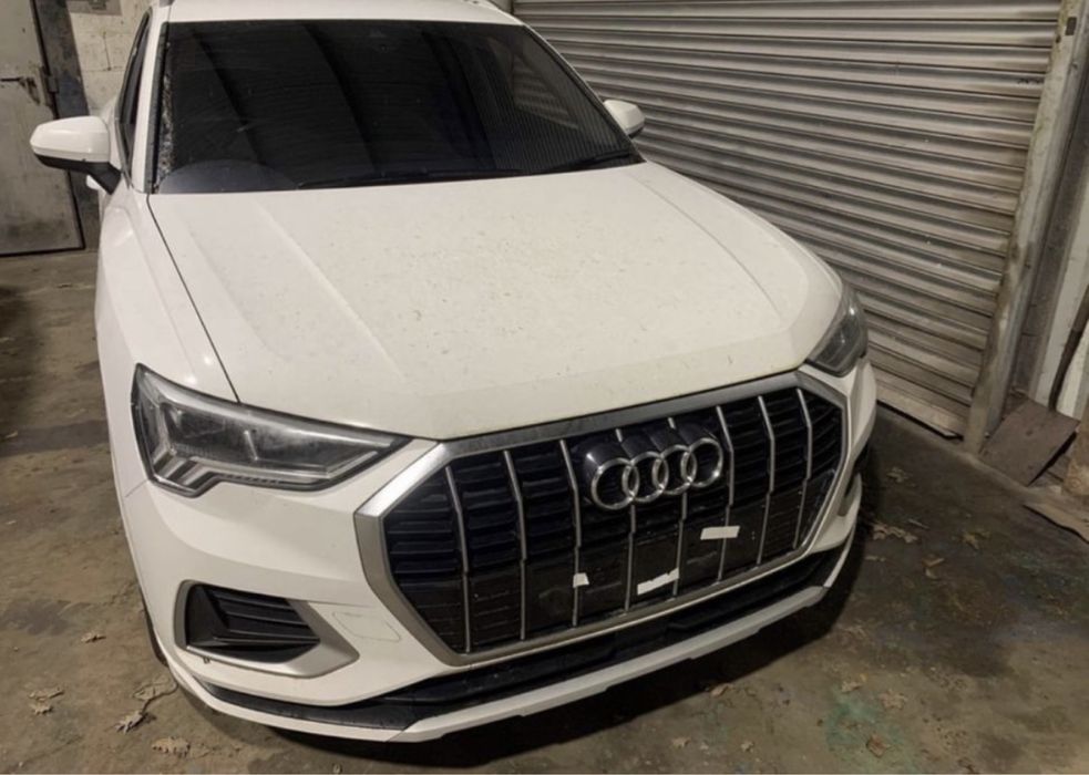Bara fata completa Audi Q3 F3 2019+ piese dezmembrari