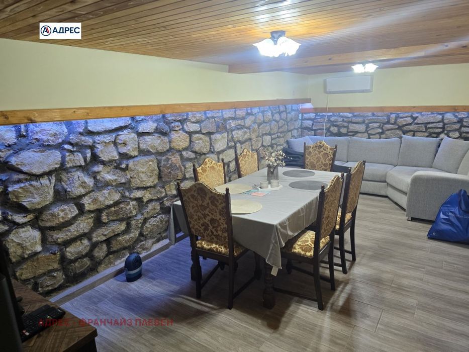 Продава се Къща в с. Згалево, Област Плевен - 85 кв.м за 930 €/кв.м - Снимка #2