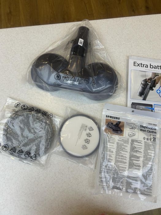 Четка за мокро почистване за безжична прахосмукачка  Samsung  - нова!