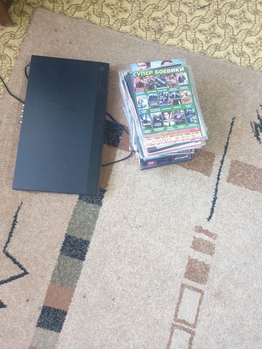 Продам DVD в рабочем состоянии