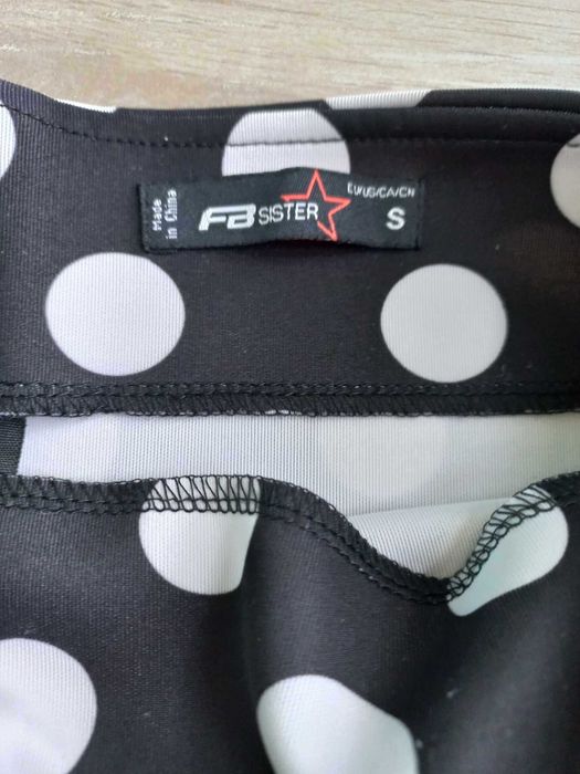 ЧИСТО НОВА Пола на точки, размер S