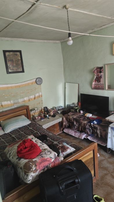 Къща с.Ветрен 1.612дка