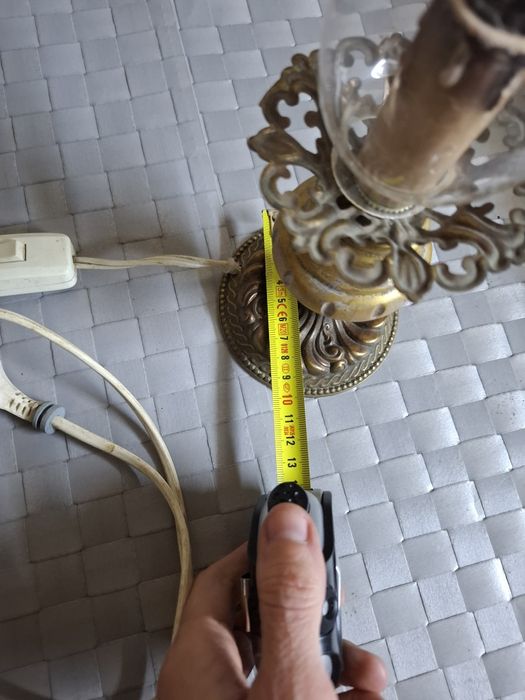 Бронзова лампа работеща