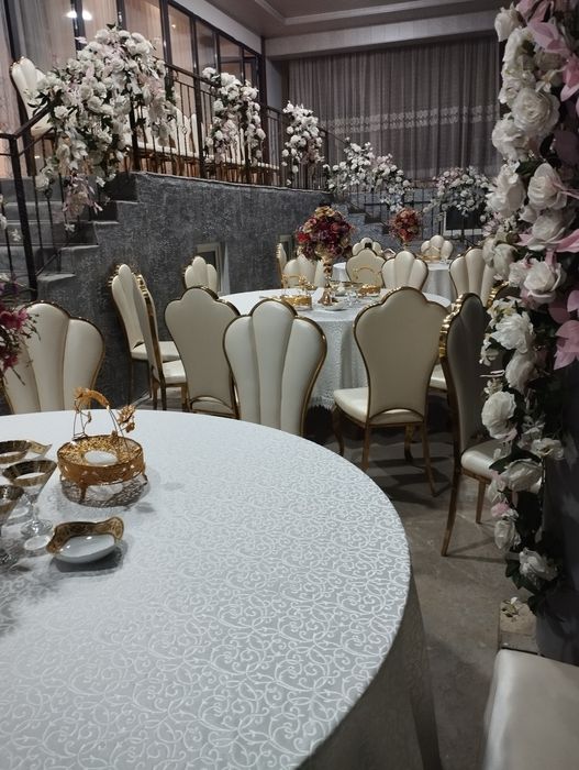 Prokat Stol stul chinni idishlar Dastavka bor