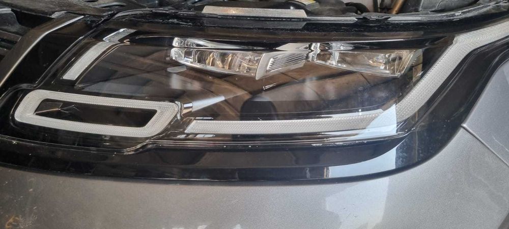 Far faruri stanga dreapta full led matrix Range Rover Velar europa