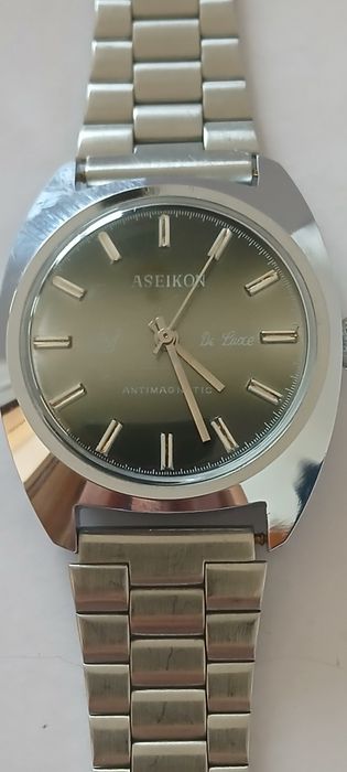 ASEIKON De Luxe Antimagnetic NOS