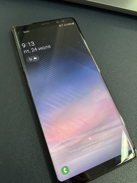 Продаю Galaxy note8 бу