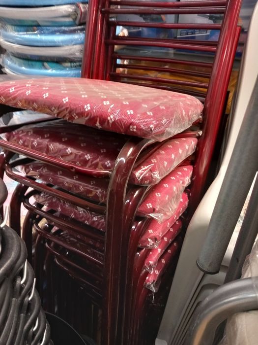 Set 2 scaune, diverse utilizari. Casa, gradina, balcon, biserica. Noi!