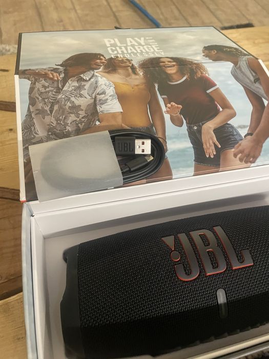 Speaker JBL   charge  5