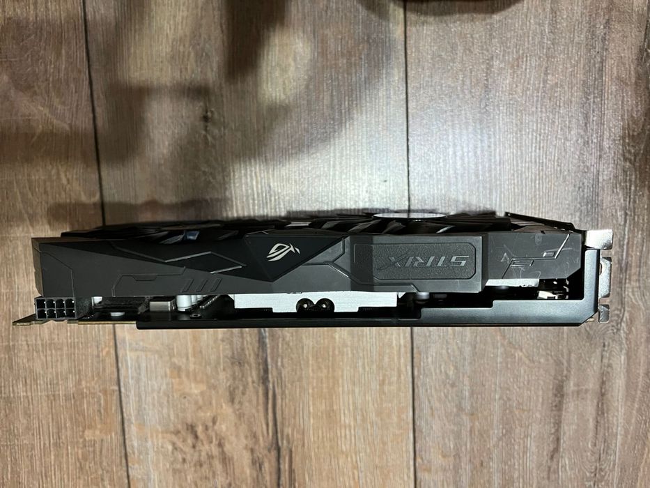 Видеокарта RX 570 4gb Asus rog strix