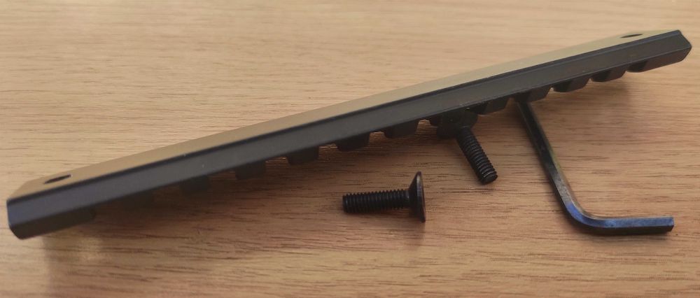 Преход - адаптер от лястовича опашка/пикантина/ към уивър база