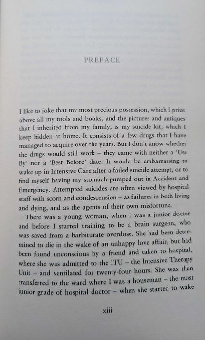 Книга Admissions: A Life in Brain Surgery