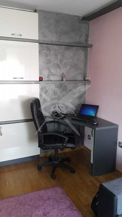 Дава се под наем Тристаен апартамент в София, Лагера - 85 кв.м за 775 € - Снимка #5