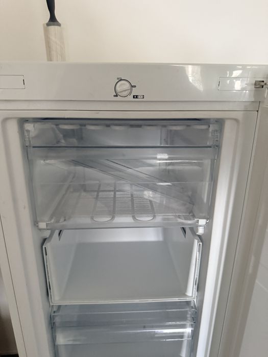 Congelator vertical star light 5 sertare