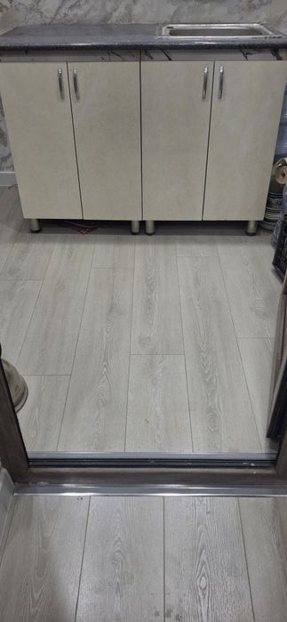 Срочно продется кухоний мебель хорошим состоянии